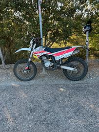moto beta rr 125 adatta per uso minori
