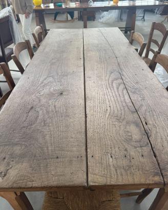 TAVOLO LEGNO CON 8 SEDIE