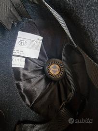 Casco e giubbotto protettivi, per equitazione