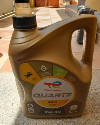 Olio autos TotalEnergie Quarz