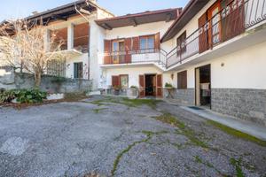 CASA SEMINDIPENDENTE A RIFREDDO