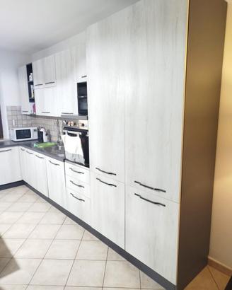 CUCINA COMPONIBILE 