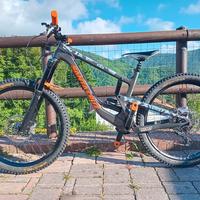 Santa cruz nomad C 27.5