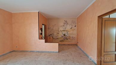 Appartamento al terzo e ultimo piano con ascensore
