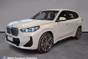 BMW iX1 eDrive 20 Msport Aut. + Tetto apr.