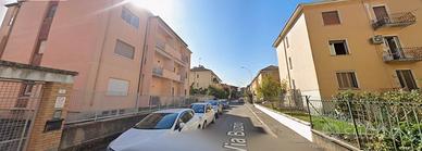 Stanza SINGOLA in posizione comoda