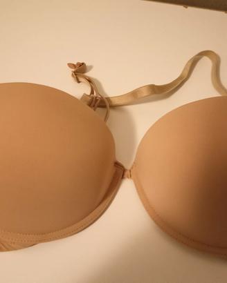 Reggiseno multifunzione.