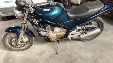 Yamaha diversion iscritta ASI