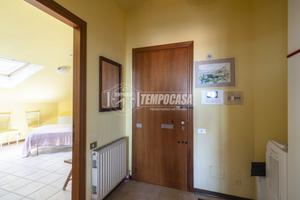 MANSARDA IN ZONA SAN MARONE