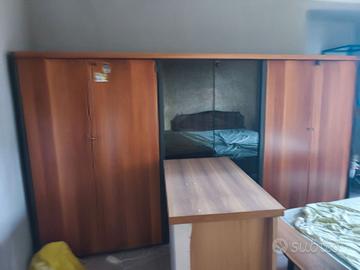 armadio basso camera da letto