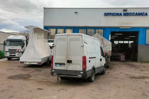 Capannone artigianale