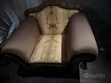 Poltrona classica in stile barocco