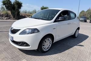 Lancia Ypsilon 1.0 FireFly 5 porte S&S Hybrid Gold