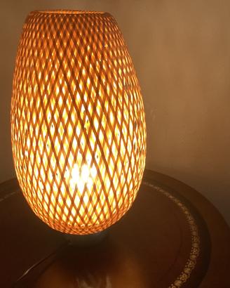 Lampada da tavolo