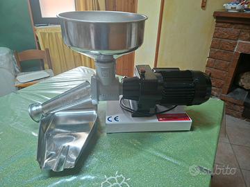 Macchina per salsa e tritacarne 