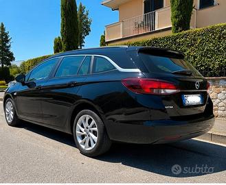 Opel asta sw 2020 cambio automatico 
