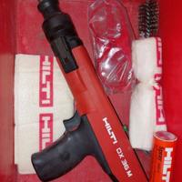 Pistola sparachiodi HILTI