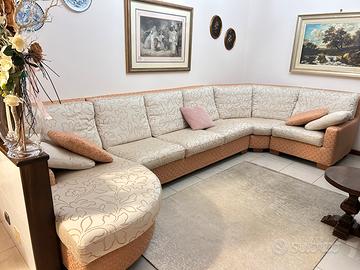 Divano 7 posti con penisola