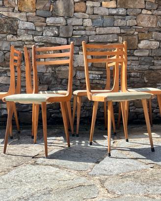 Sei sedie in stile scandinavo
