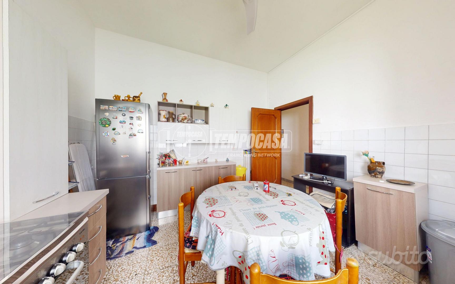 CASTROMEDIANO: APPARTAMENTO AL PRIMO PIANO IN BUON - Vista 6