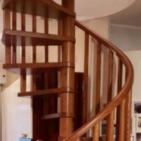 scala chiocciola legno massello