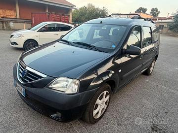 DACIA Logan MCV 1.6 16V 5p Lauréate senza lavoro