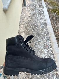 Stivaletto Timberland in pelle e camoscio nero 41