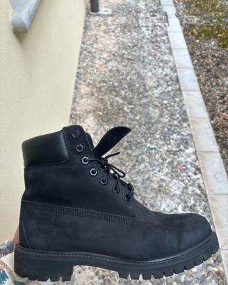 Stivaletto Timberland in pelle e camoscio nero 41
