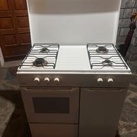 Cucina piano cottura e forno