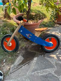 Bicicletta senza pedali