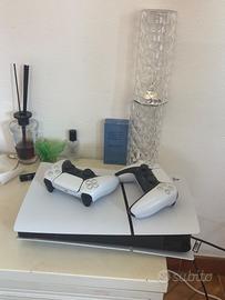 PlayStation 5 con 2 pad