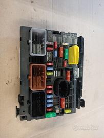 Centr portafusib CITROEN C5 1997cc HDI 2015