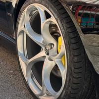 Cerchi stelvio doppia misura da 20