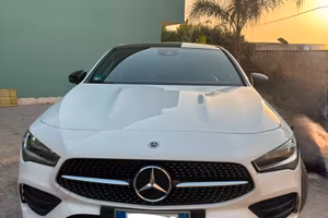 Mercedes-Benz cla 250 e sport amg