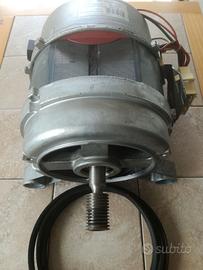 Motori  per lavatrice INDESIT