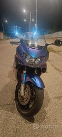 Honda CBR 600f  del 2000 personalizzato 