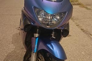 Honda CBR 600f  del 2000 personalizzato 