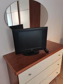 TV LCD 19 POLLICI CON LETTORE DVD