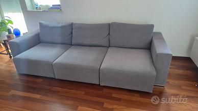 Divano Modulare Saba Italia "Pixel" con pouf comp.
