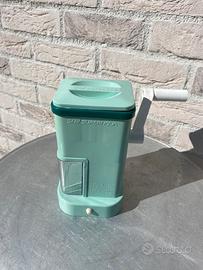 Grattuggia manuale Supernova a manovella