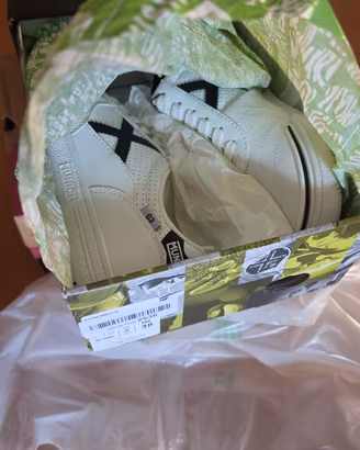 scarpe sportive