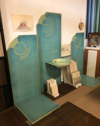 Rivestimento e piano lavabo