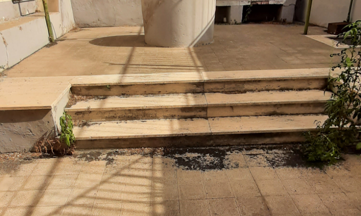 Casa singola vani 5 garage e giardino