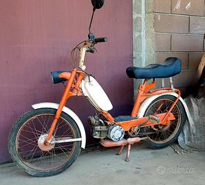 Ciclomotore Benelli d'epoca 