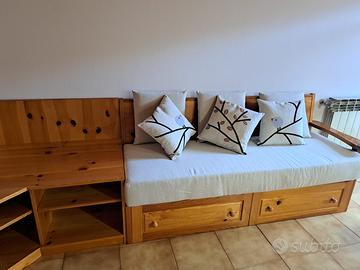 Mobile divano con credenza