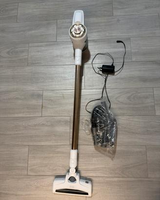 Aspirapolvere 21.6V lithium di De Longhi