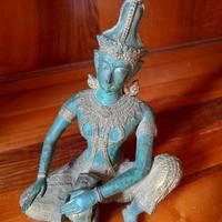 statuina thailandese