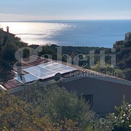 Capitana, villa con terrazze e giardino