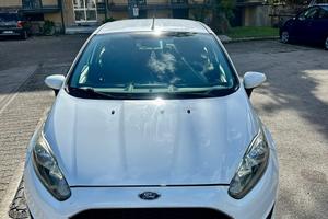 Ford fiesta 2016