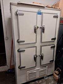 Frigorifero vintage macelleria